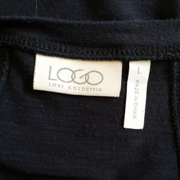 LOGO Short Sleeve Black Asymmetric Top - Picture 5 of 6